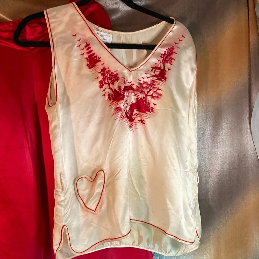 Elegant Red Satin Women's Sleepwear‎ Set. Box G